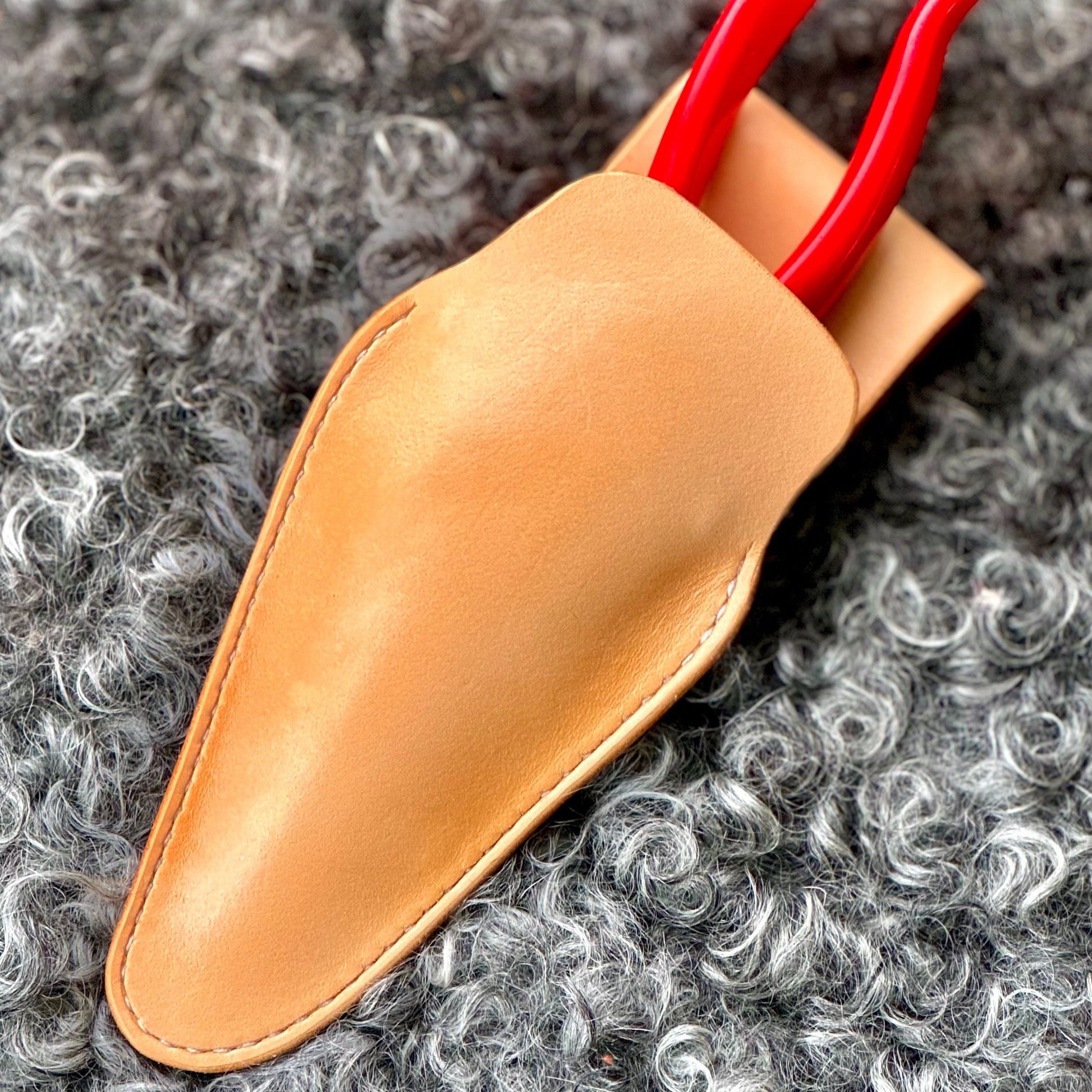 Deluxe Garden Leather Holster