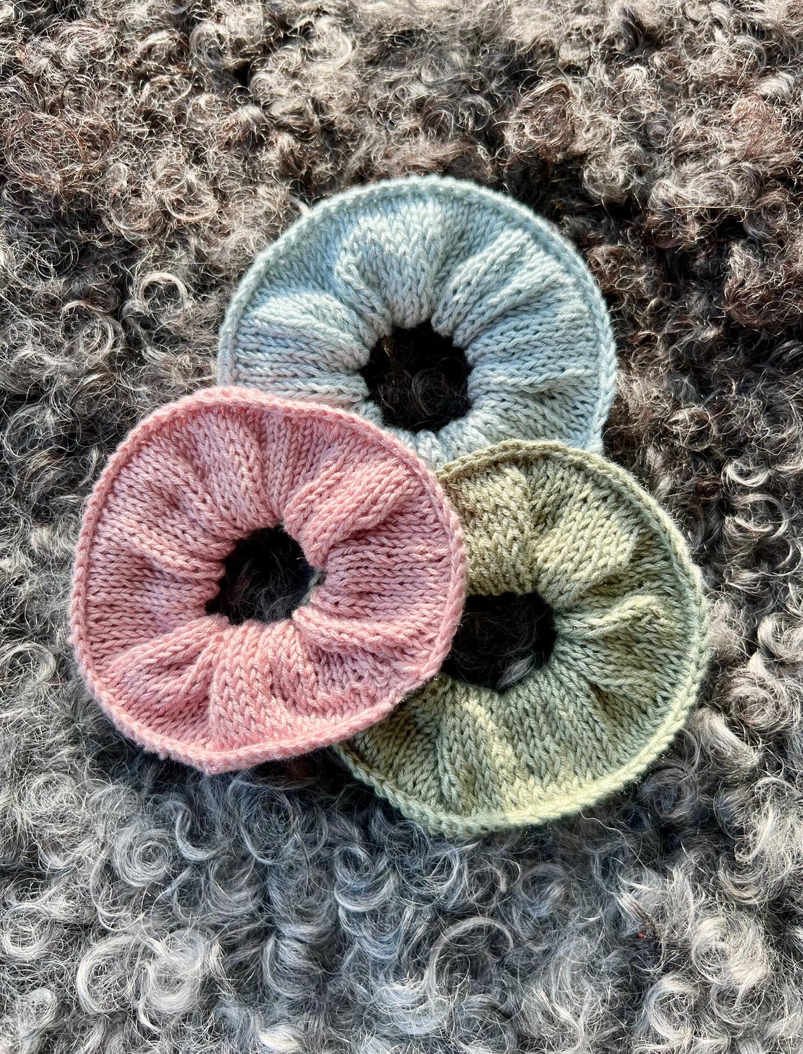 Scrunchies – Paula, Package of 3, Large Knitted Hair Ties