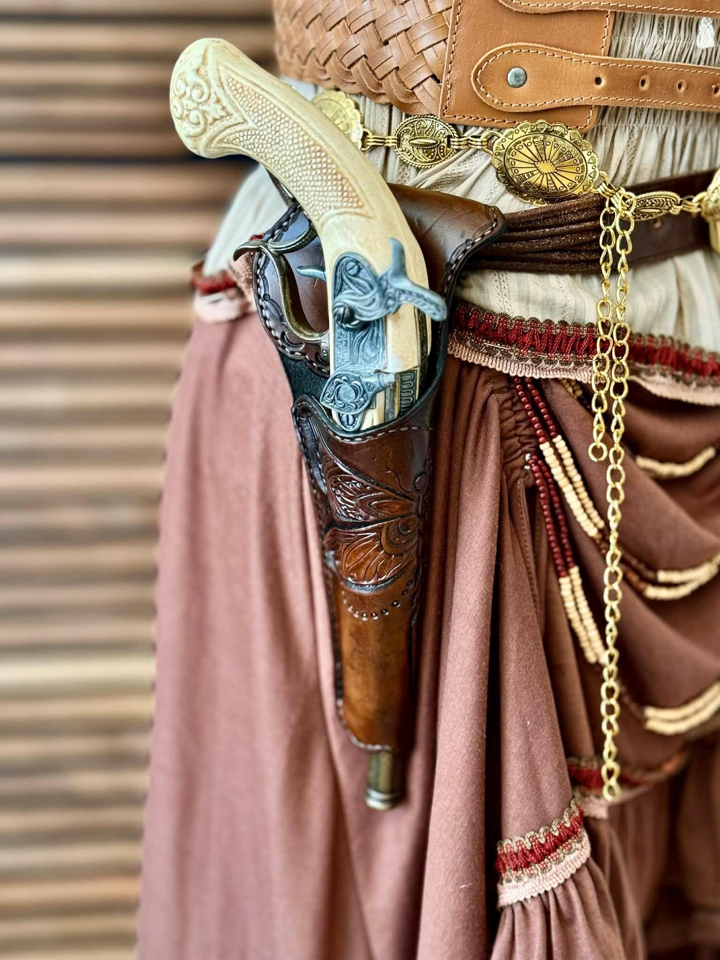 PDF The Buccaneer’s Dragonfly: Antique Pistol Holster Leather Pattern – 19th Century Style DIY PDF – Historical Reenactment & Pirate Cosplay